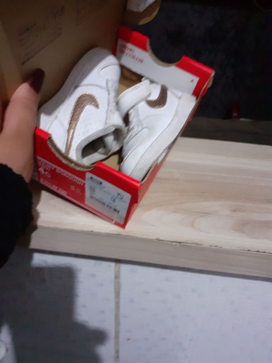 tenis bebê nike adidas