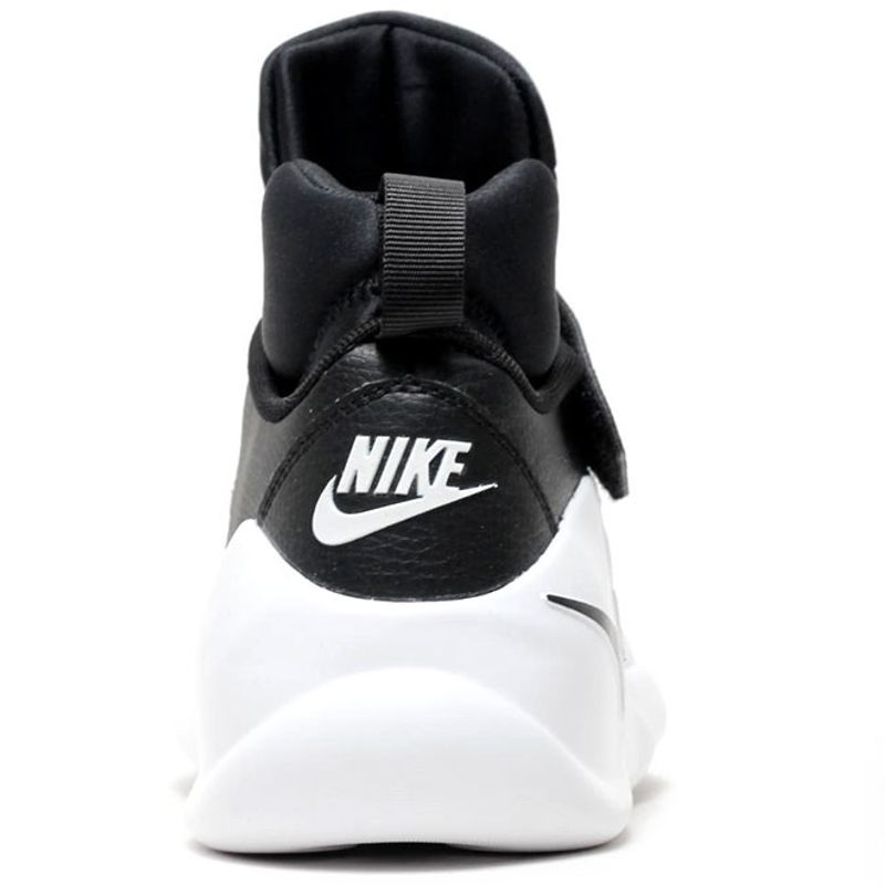 Nike kwazi 2024 sports shoes