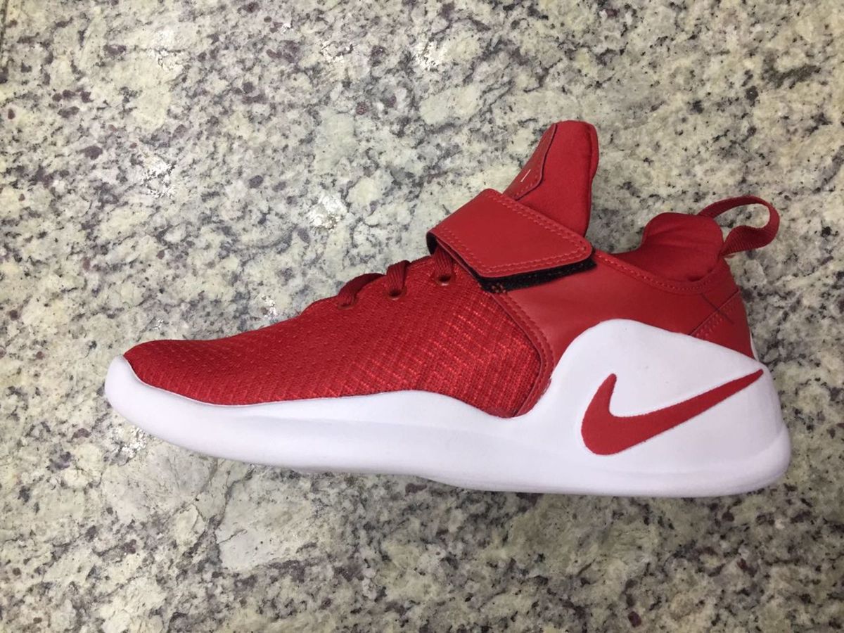 tenis kwazi nike