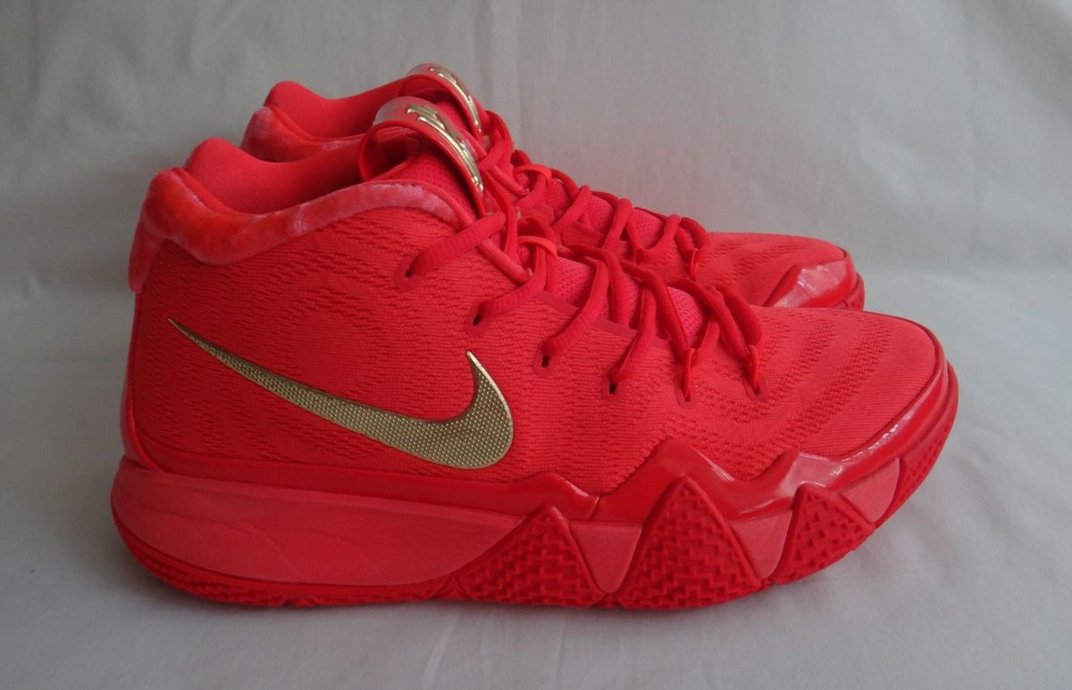 kyrie 4 vermelho