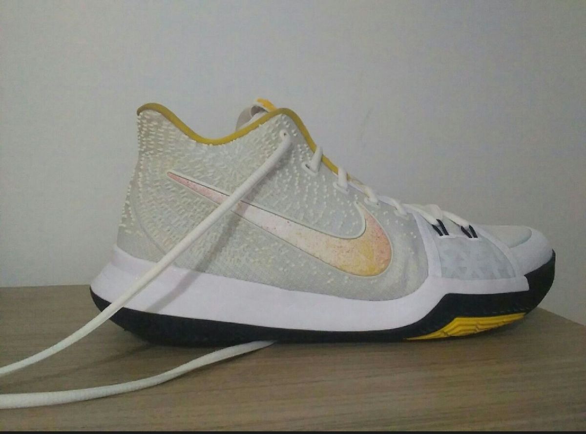 kyrie irving 3 tenis