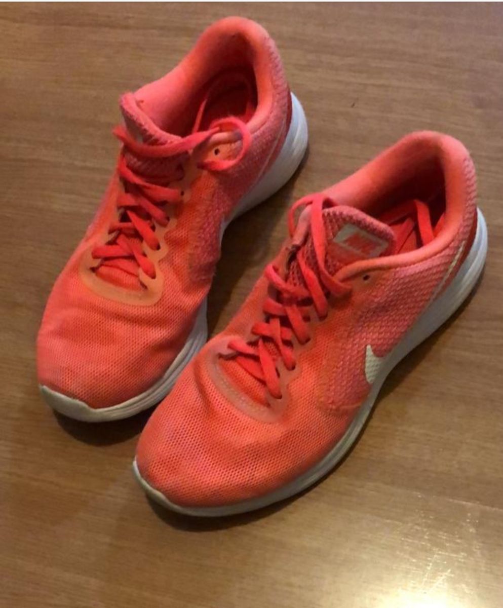 tenis feminino nike laranja