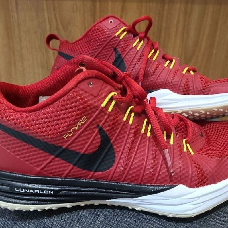 Nike store lunarlon red