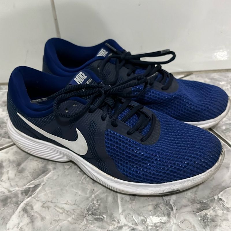 Tênis Nike Masculino Revolution Tamanho 40 Nike Usado - Main Image