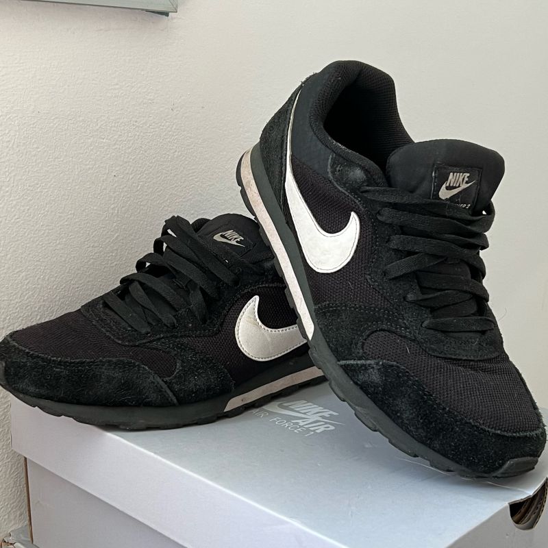 Tenis nike md runner hot sale preto