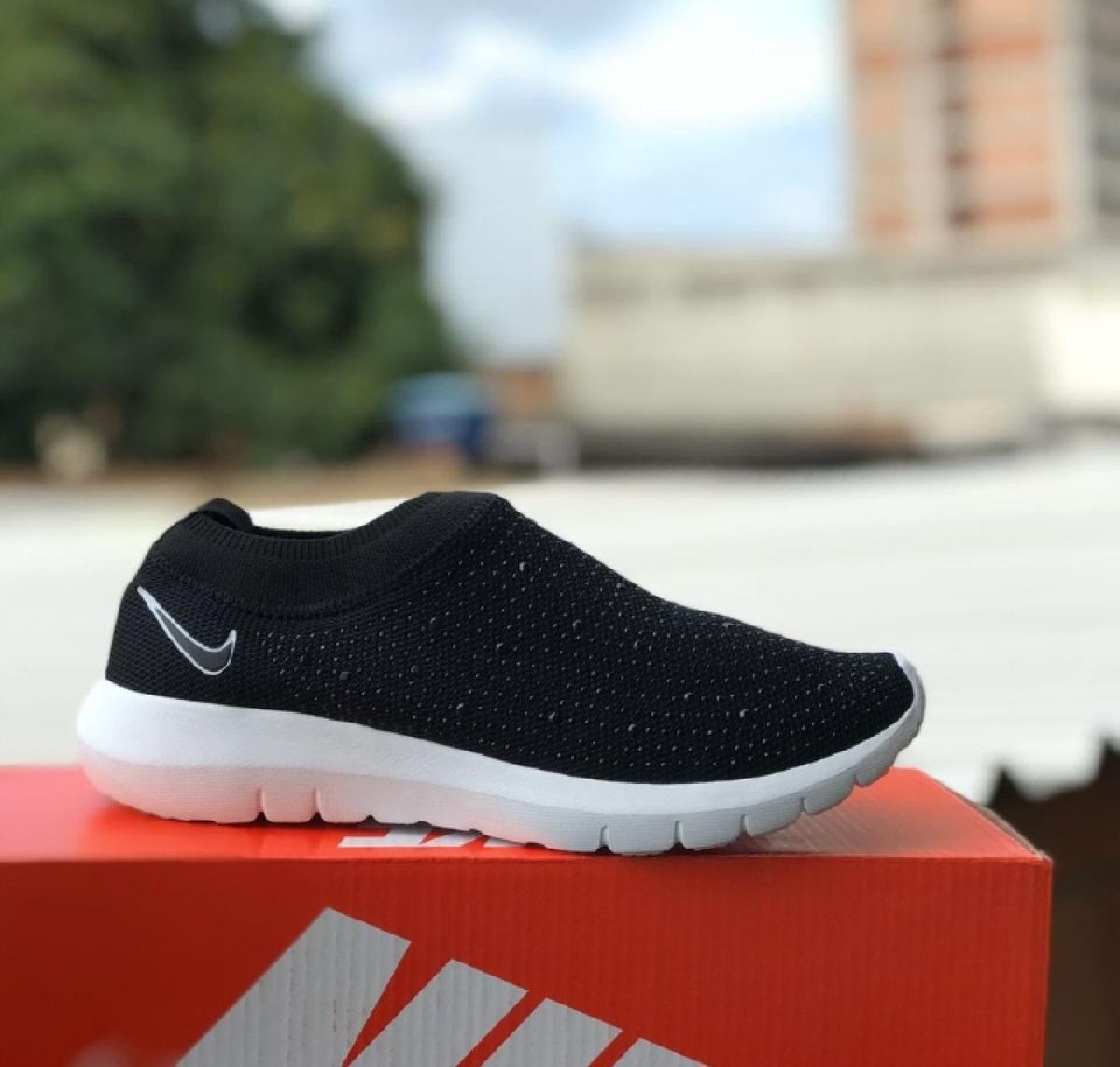 tenis confortavel feminino nike