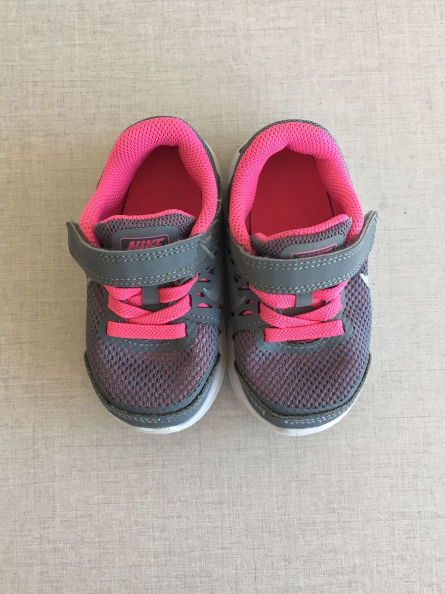 nike tamanho 21