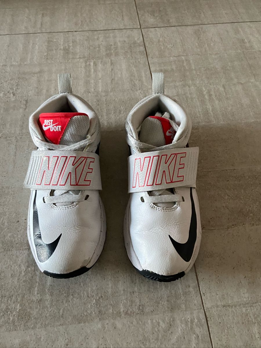 tenis nike menino 35