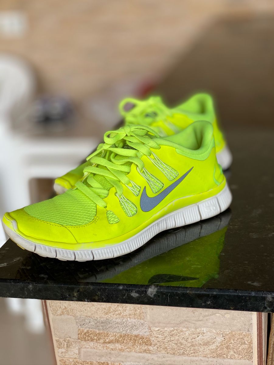 yellow neon nike