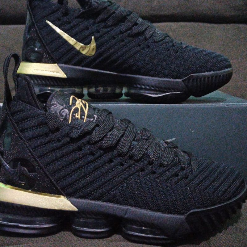 Tênis best sale lebron 16