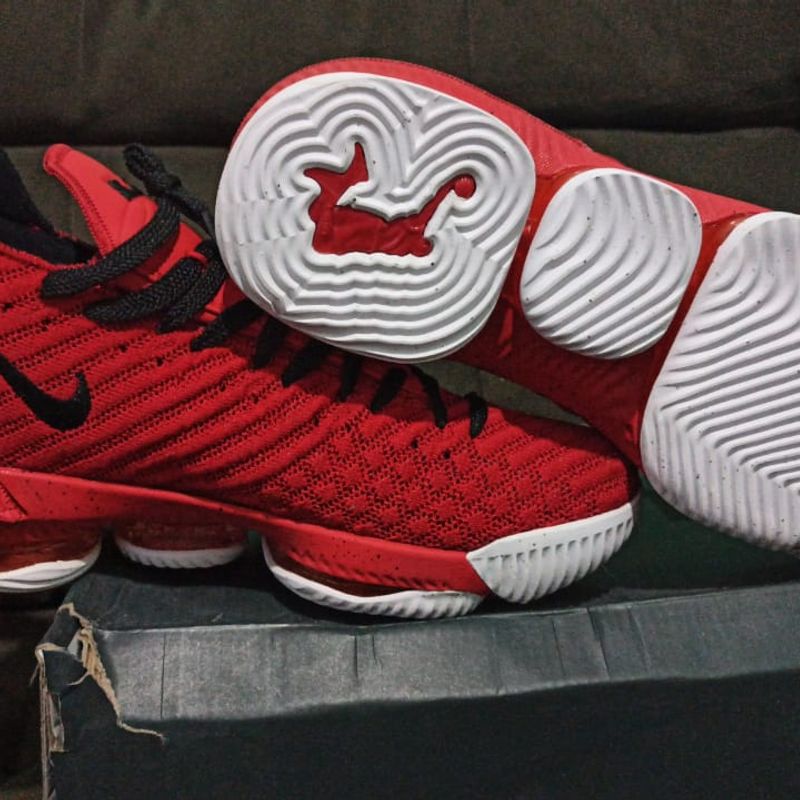 Lebron best sale 16 vermelho