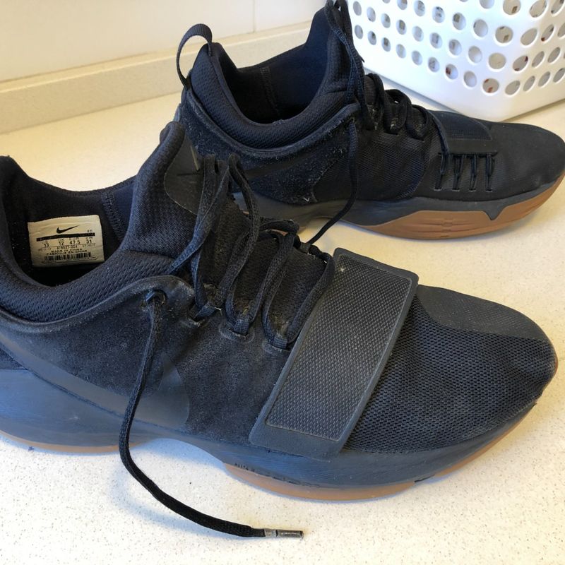 Paul george 1 hot sale black gum