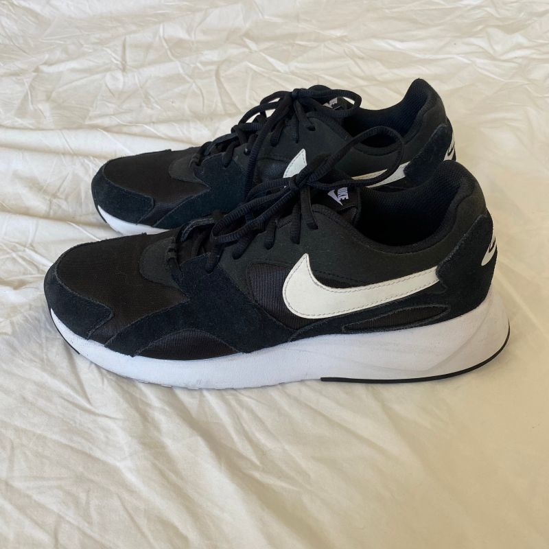 Nike pantheos hot sale preto