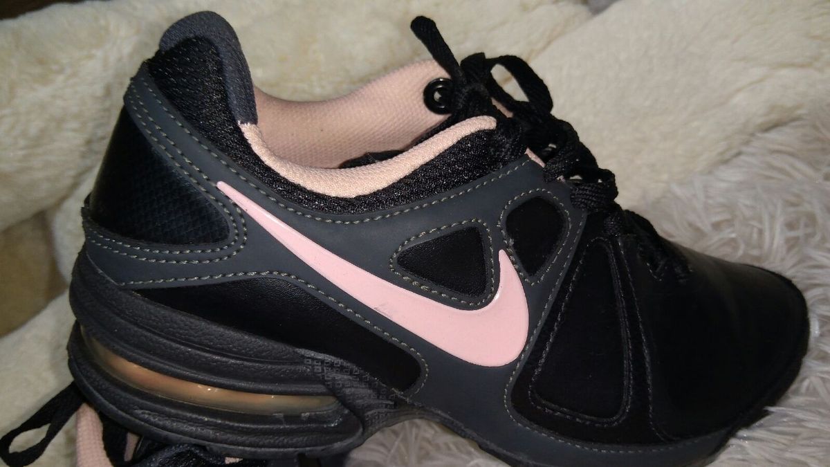 tenis nike preto de couro feminino