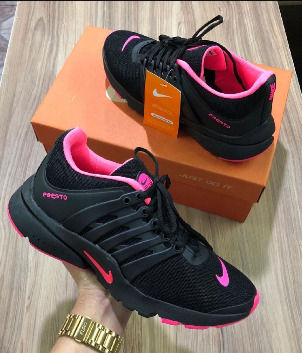 tenis esportivo feminino nike preto