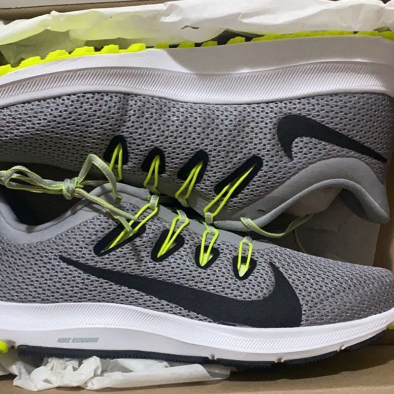 Nike quest sale 2 training sneaker