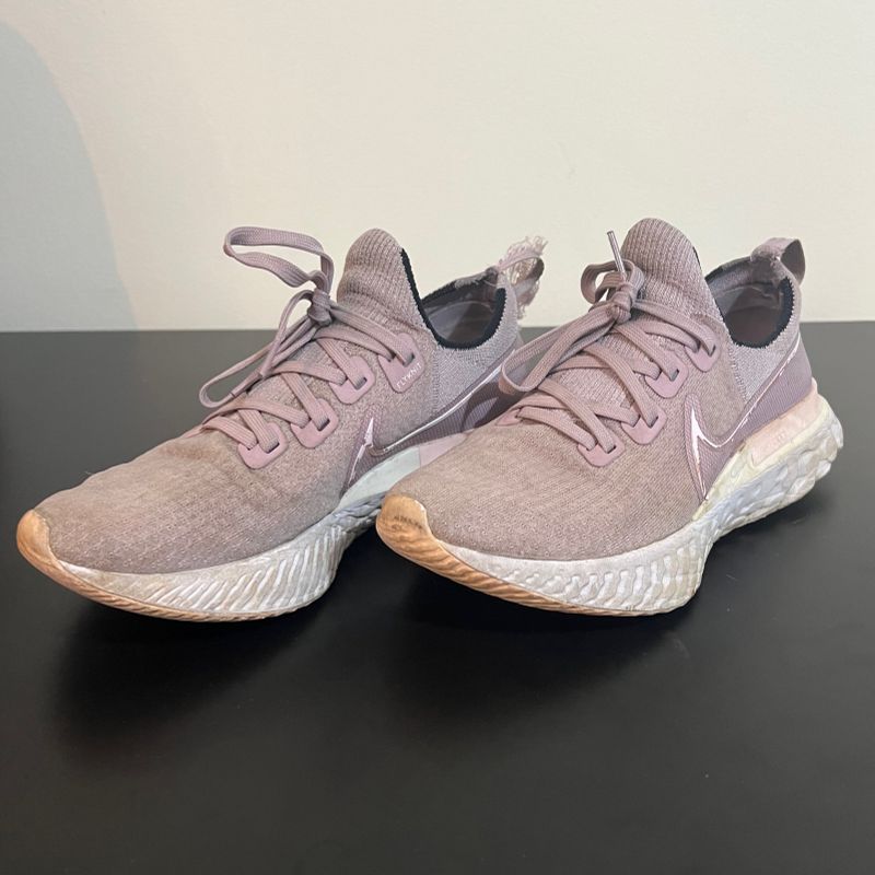 Nike react hot sale roxo