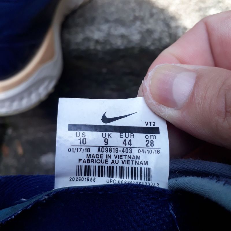 A09819 nike discount