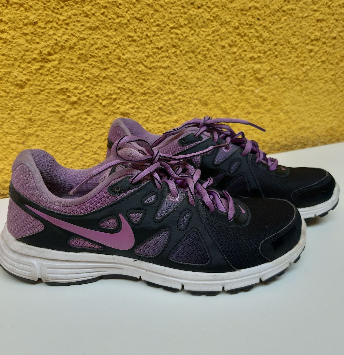 tênis nike revolution 2