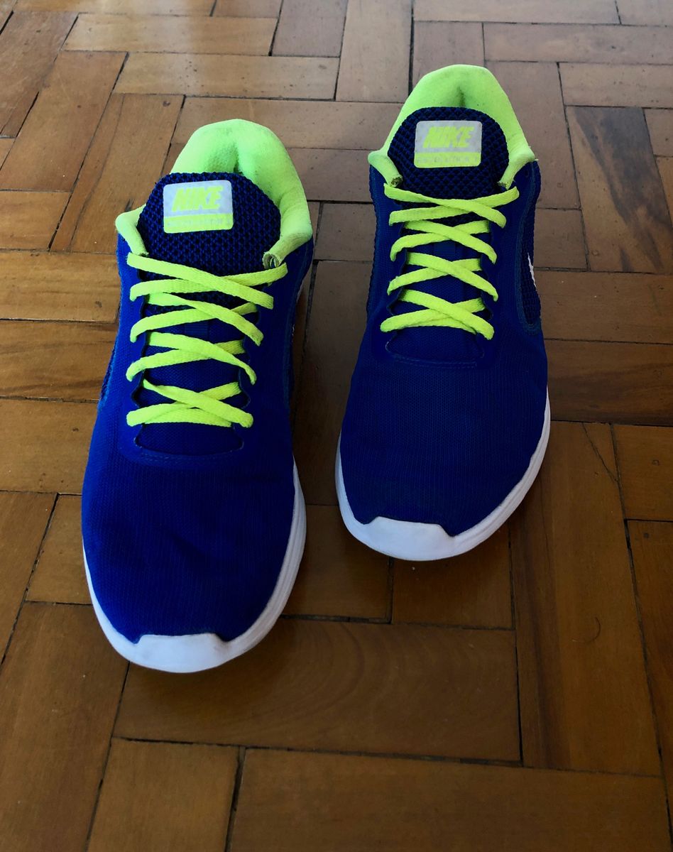 tenis nike azul e verde limao