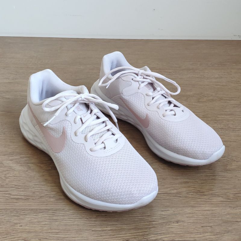 Nike tanjun cheap white rose