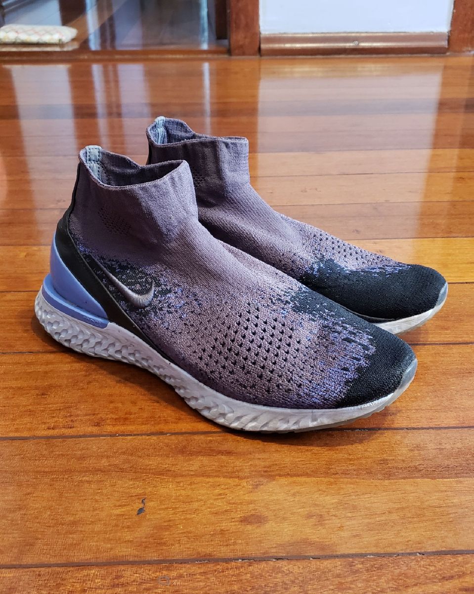 tenis nike rise react