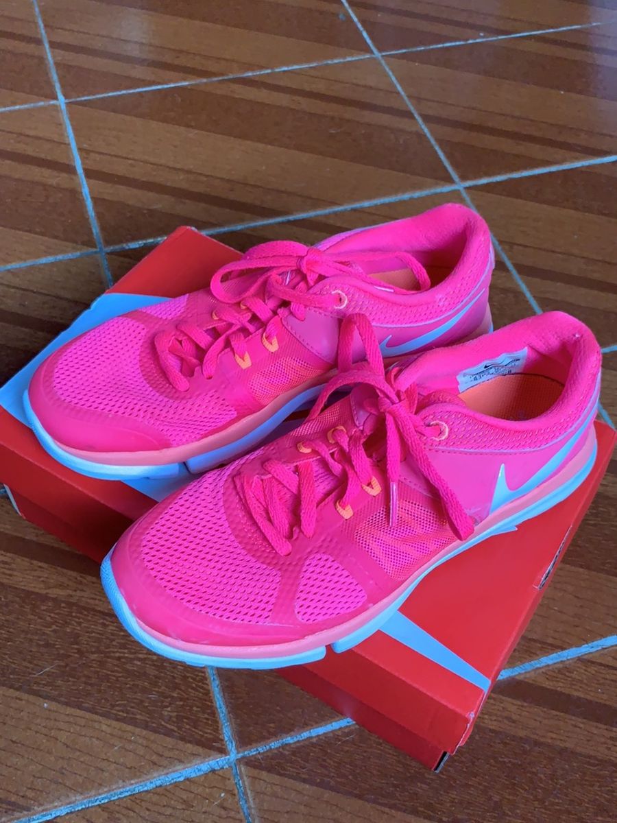 Tênis nike hot sale rosa