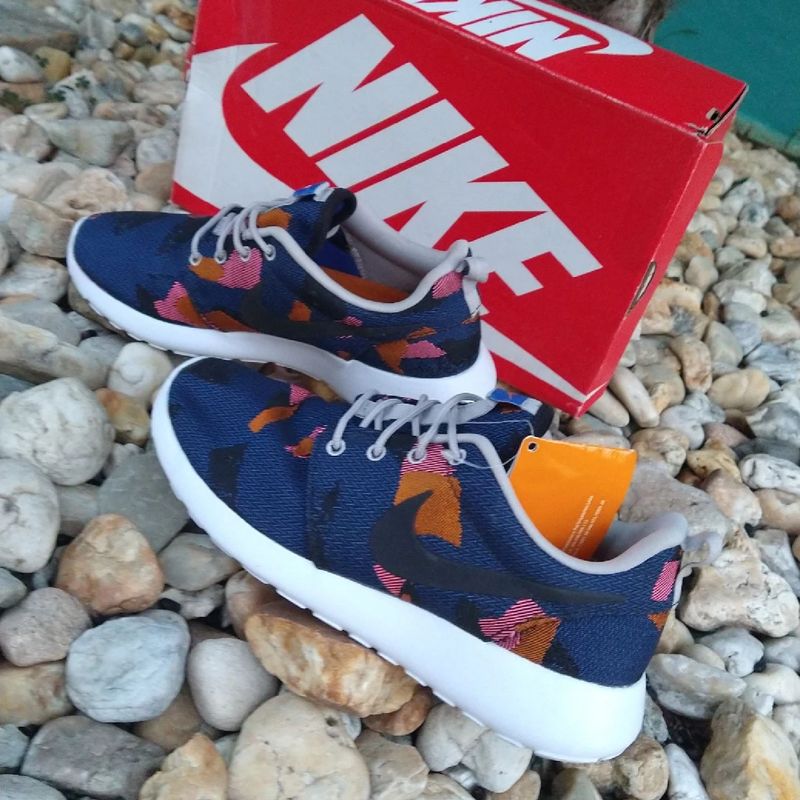 Nike roshe run blu cheap e bianche