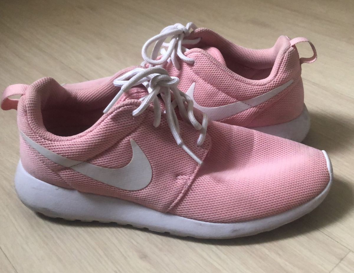 nike roshe rosa