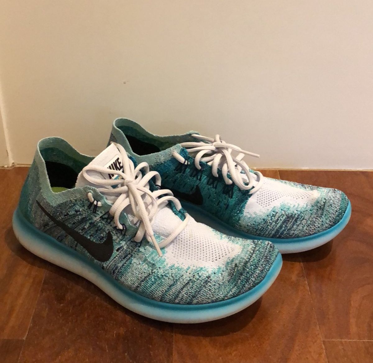 nike run natural free and flexible