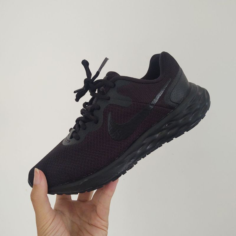 All black nikes sales for women