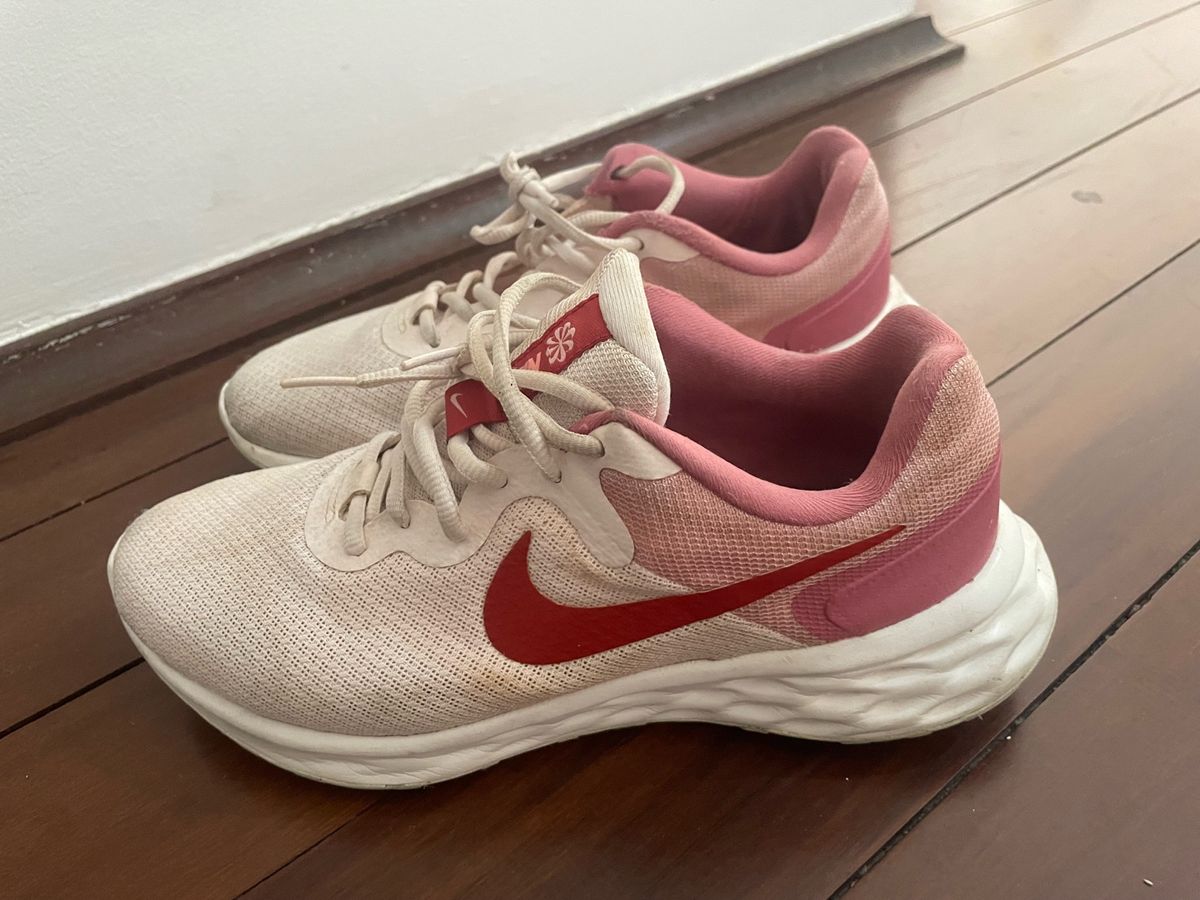 Tênis Nike Running Rosa | Tênis Feminino Nike Usado 140901366 | enjoei
