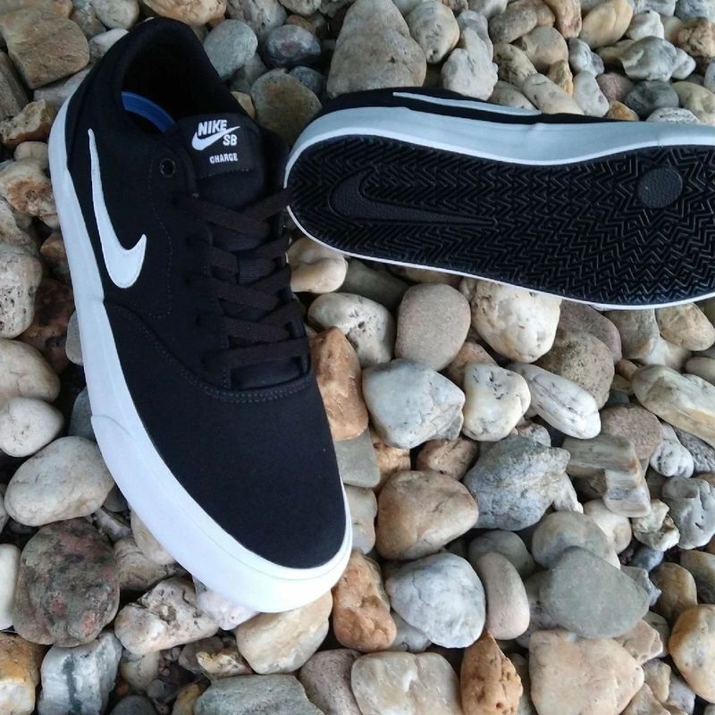 Tenis nike sb online charge canvas