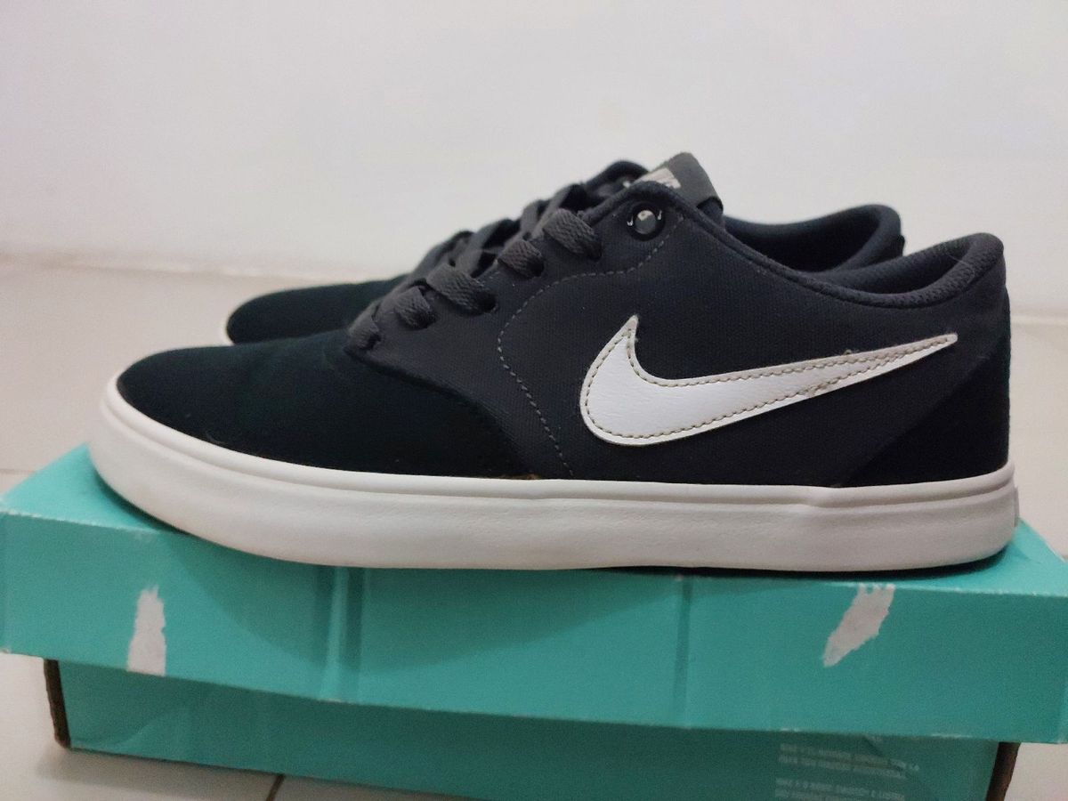 tenis nike check solar cnvs