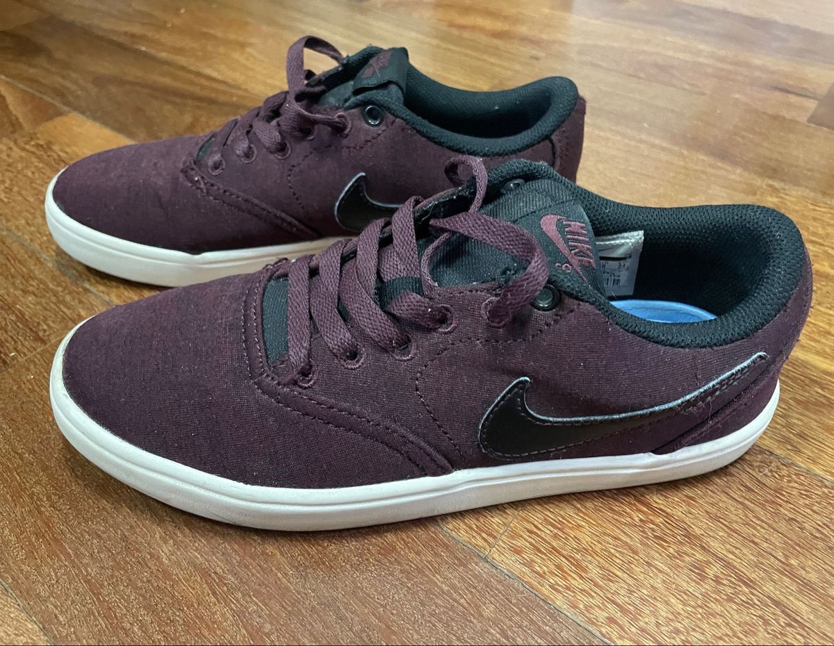 Nike sb best sale feminino vinho