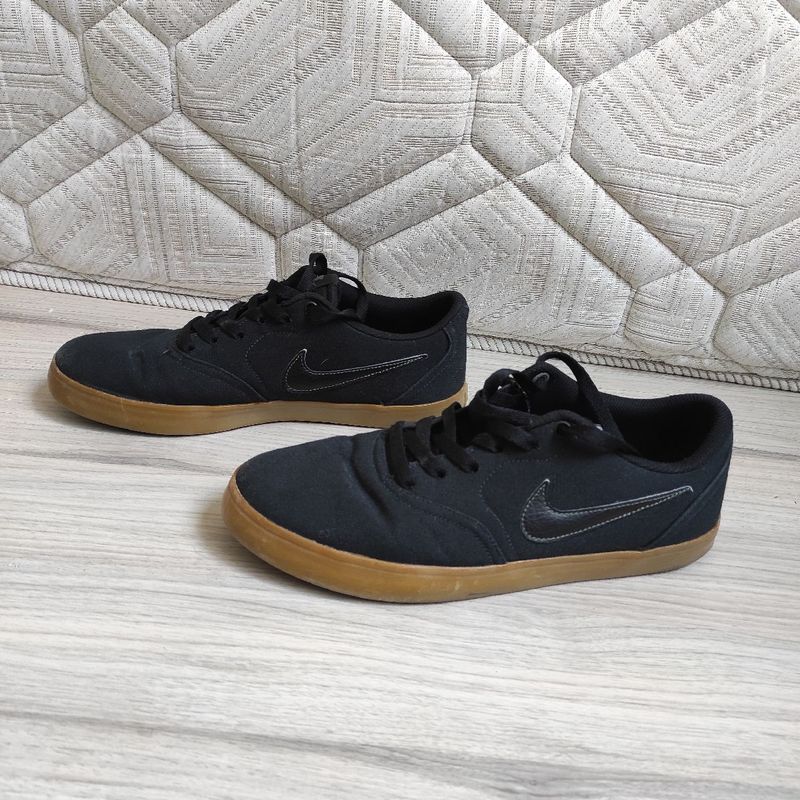 Nike sb cheap solarsoft black