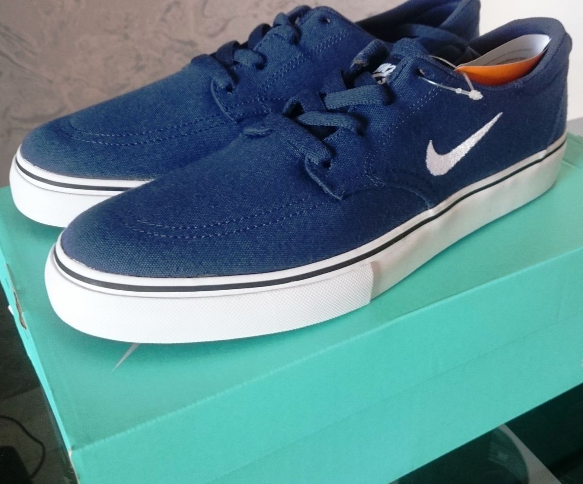 tenis nike sb clutch