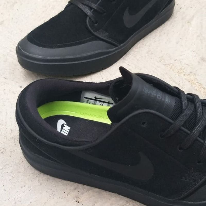 Janoski store hyperfeel preto