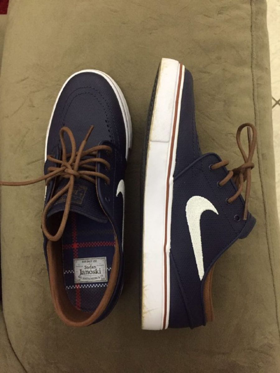 janoski azul marinho
