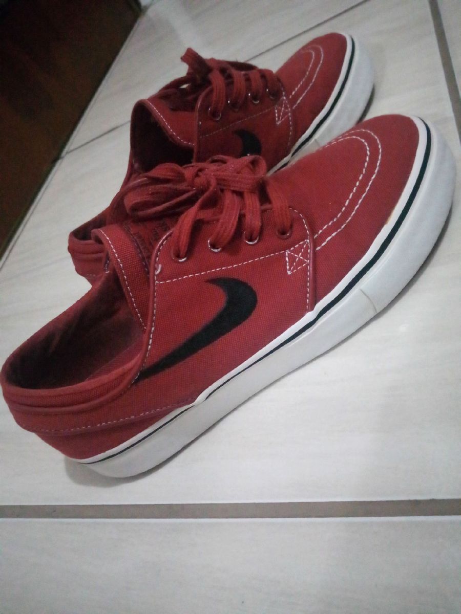 nike janoski vermelho