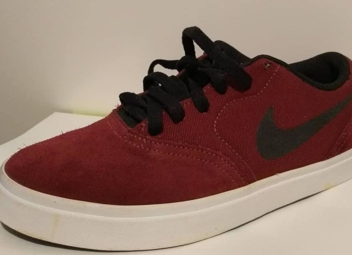 tenis nike sb vinho