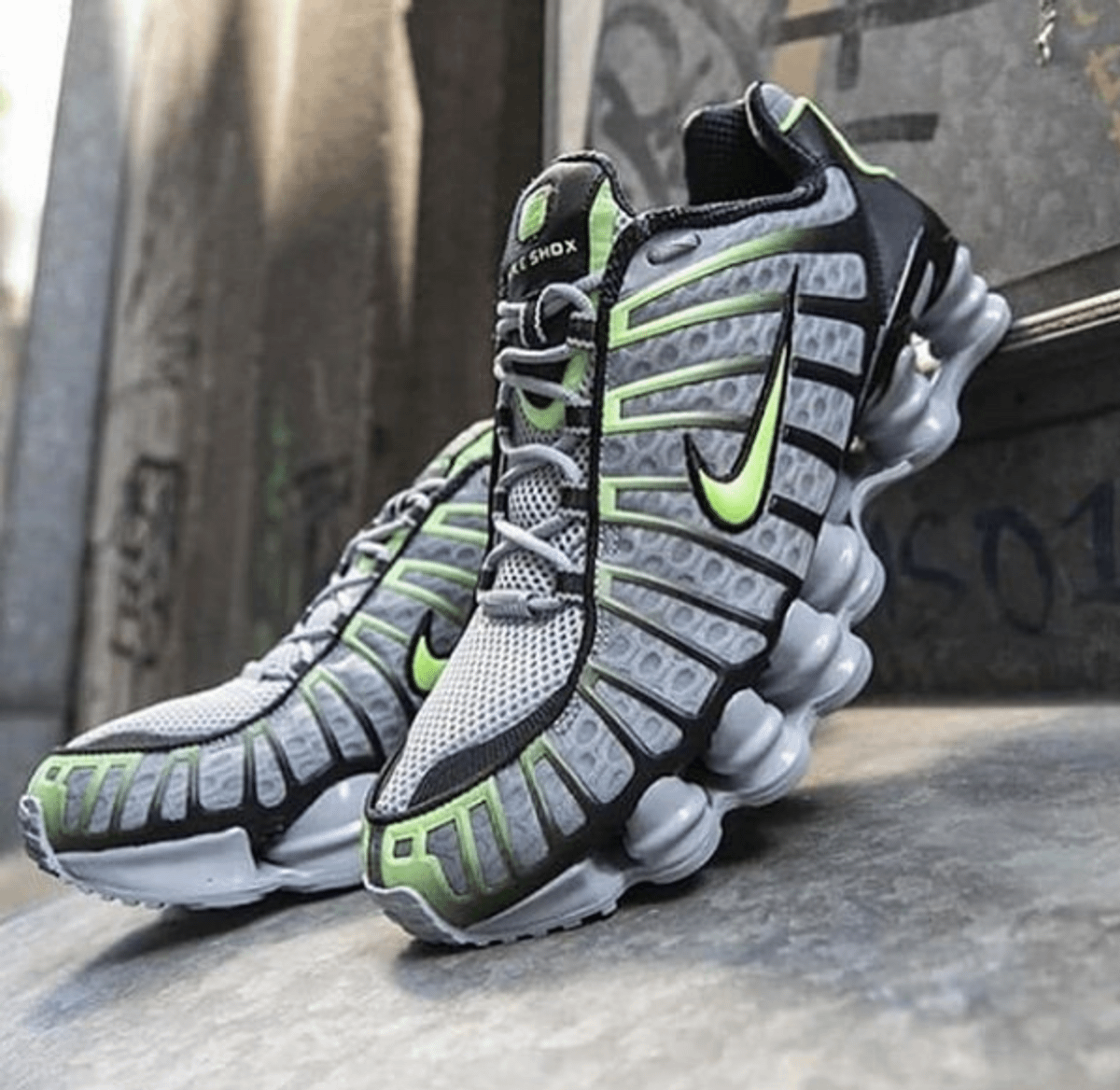 Nike shox store 12 molas masculino