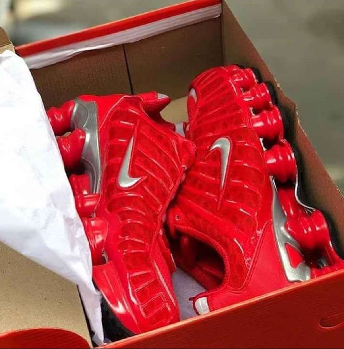nike shox 12 molas vermelho
