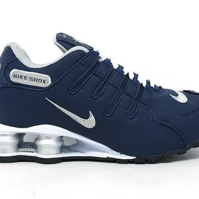 Nike shox black store friday deals