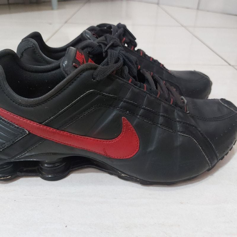 Tenis nike shox preto e sale vermelho