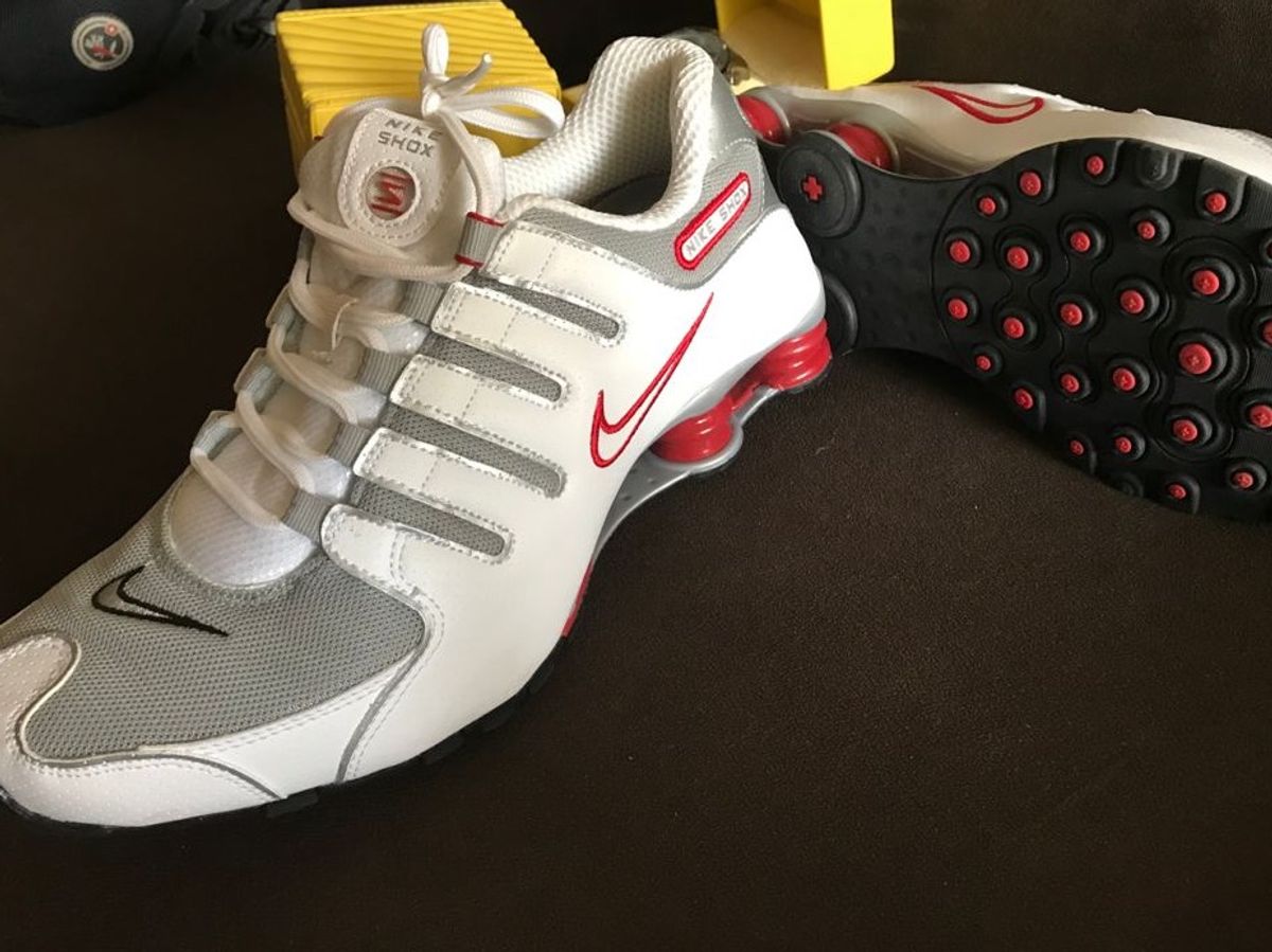 Nike shox best sale branco e vermelho