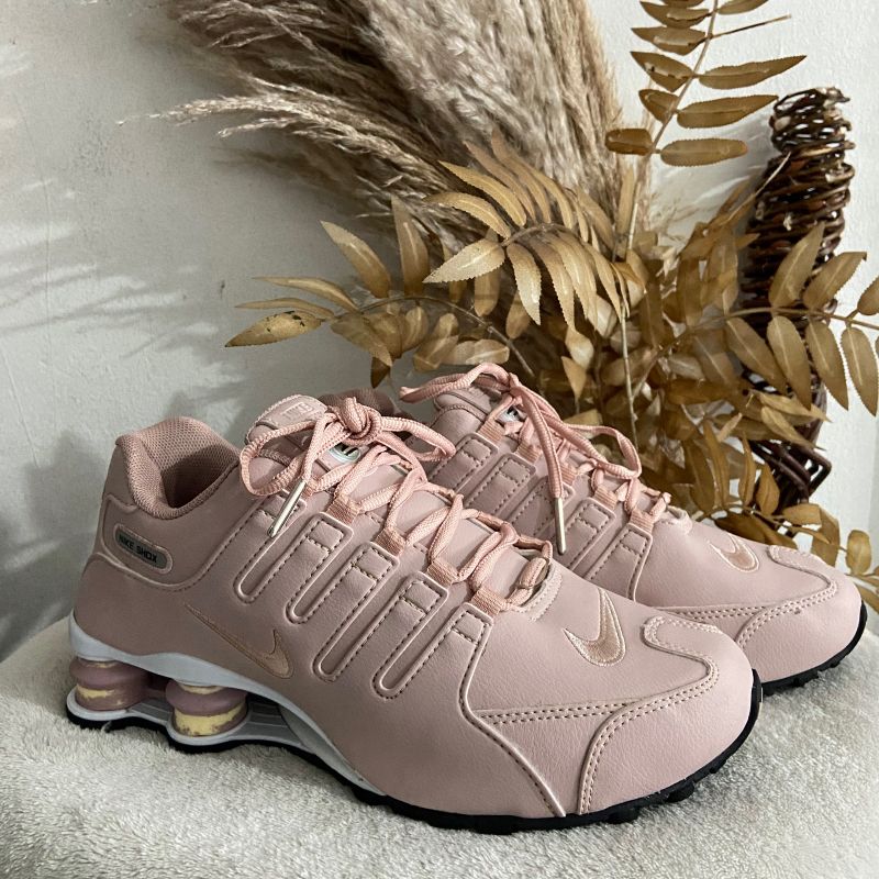 Nike shox 2024 nz rose