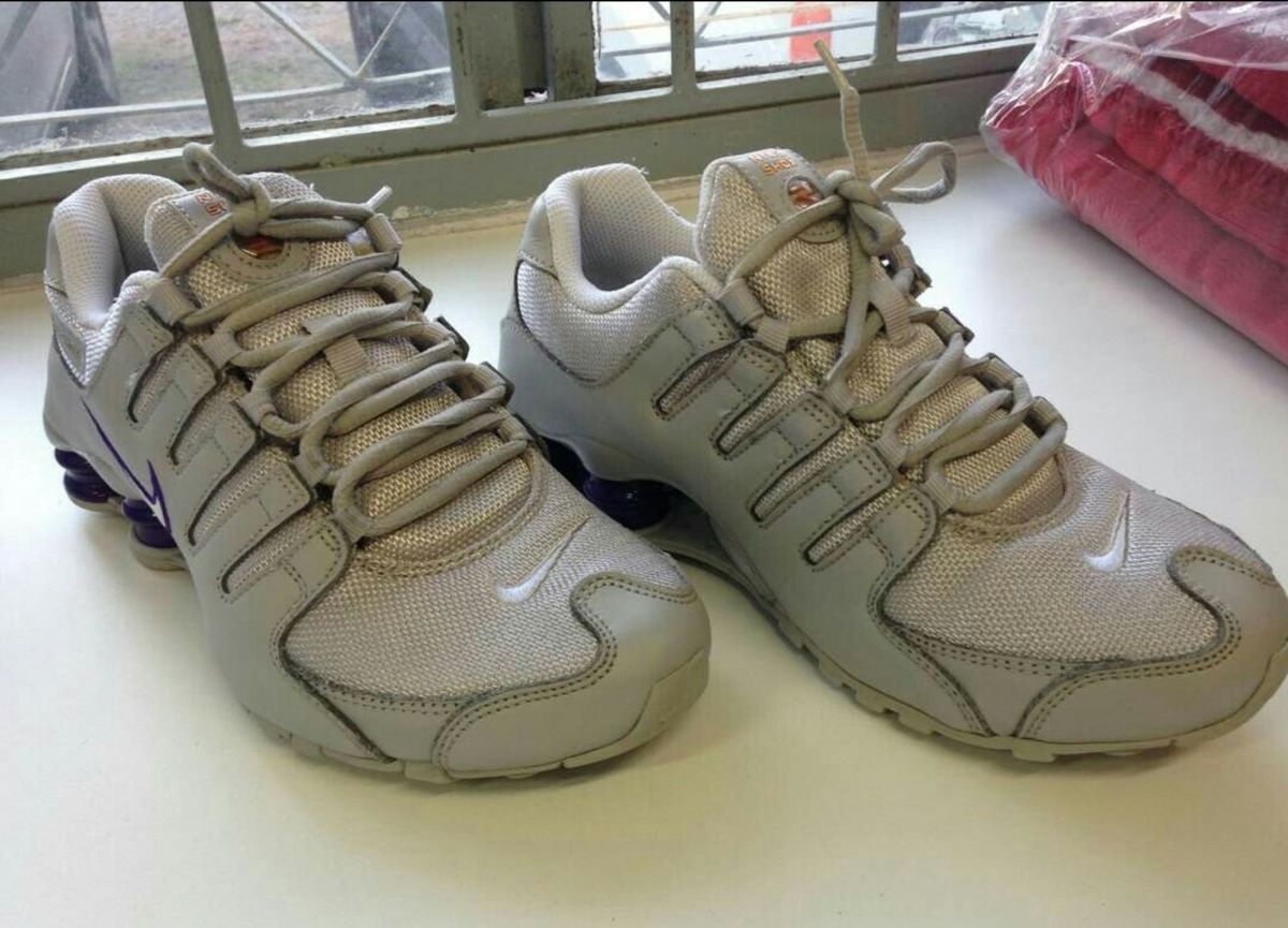 nike shox nz dourado