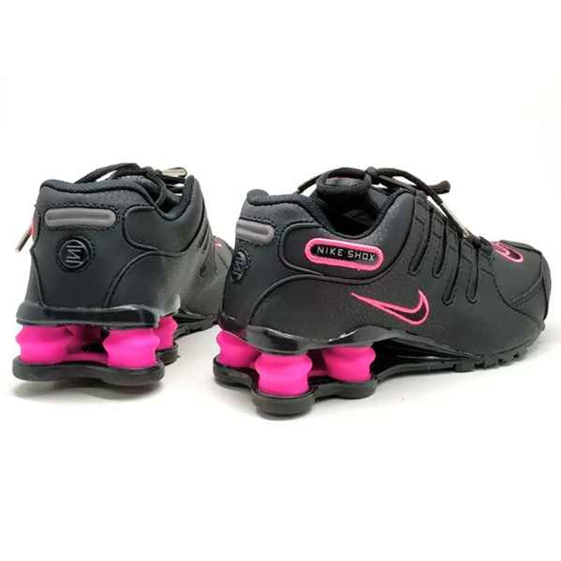 Nike shox feminino outlet preto e rosa