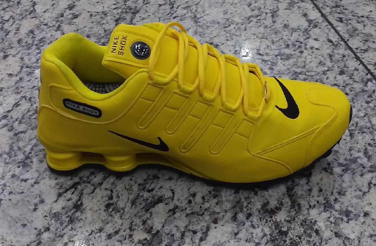 tenis nike amarelo masculino